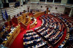 Βουλή: Σκληρή κόντρα Κεραμέως με το ΠΑΣΟΚ για το νέο νομοσχέδιο που αφορά στον κατώτατο μισθό - εικόνα 6