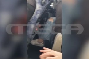 Ακινητοποιήθηκε πούλμαν με μαθητές στο Σπαθοβούνι - Ξαφνικά άρχισε να βγάζει καπνούς [εικόνες- βίντεο] - εικόνα 3