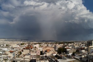 Συγκλονιστικό βίντεο: Αντιμέτωπο με 7 μποφόρ το  Superjet δίνει μάχη με τα κύματα στη Φολέγανδρο