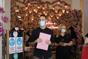 Νέα μέτρα από σήμερα: Κλειστοί χώροι τριών ταχυτήτων - Τι ισχύει για ανεμβολίαστους, εμβολιασμένους και νοσήσαντες - εικόνα 2