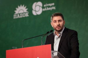 Ρεπούση κατά Πολάκη για το "τσίγκινο σώβρακο": Τοξική αρρενωπότητα και ακραία σεξιστικός ο λόγος του