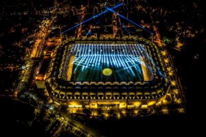 Τελικός Conference League: Έφθασε στην Αθήνα η αποστολή της Φιορεντίνα [εικόνες] - εικόνα 12