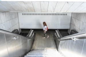 Μαζικές κινητοποιήσεις στο κέντρο της Αθήνας κατά του εργασιακού - To "παρών" έδωσαν τέσσερις πολιτικοί αρχηγοί - εικόνα 7