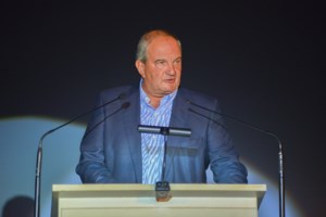 Πρωτοφανή μέτρα ασφαλείας στην επιτροπή Θεσμών για τις υποκλοπές: Ο Τζαβάρας της ΝΔ συντάχθηκε με την αντιπολίτευση - εικόνα 2