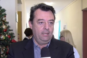 Mε ελικόπτερο στην Αθήνα η 69χρονη με κορονοϊό από τη Μύκονο