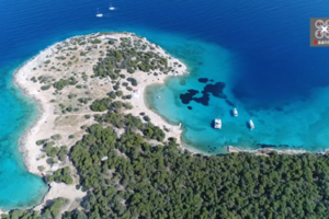 Αυτό είναι το πιο μυστηριώδες νησί της Ελλάδας - Αιώνιο κυνήγι θησαυρού ή μεταφυσικά μηνύματα; [βίντεο]