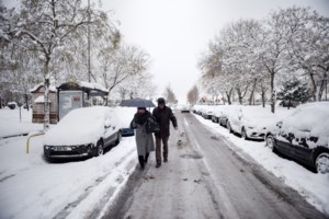 Κακοκαιρία "Ελπίδα": Η χώρα στην κατάψυξη σε 2 δόσεις- Χιόνια στην Αθήνα και τα νησιά- Τι λένε Κολυδάς και Αρναούτογλου - εικόνα 2