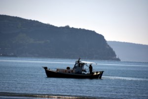 Έπεσε το ταβάνι σε διάδρομο του νοσοκομείου ΚΑΤ - Τι καταγγέλλει το Σωματείο Εργαζομένων - εικόνα 3