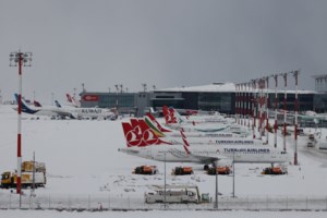 Σάλος με τον Ιμάμογλου στην Τουρκία: Ετρωγε σε... ψαροταβέρνα την ώρα της χιονοθύελλας - Καρφιά από Ερντογάν - εικόνα 2