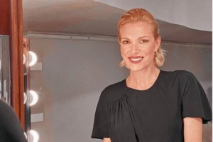 Βίκυ Καγιά: Φωτογραφίζει τον Κάρολο και τη Μπιάνκα με τα μπουρνούζια τους στο Παρίσι - εικόνα 11