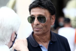 Ελεύθερος ο Βασίλης Παϊτέρης: "Μπορεί να πάει στα 7 παιδιά του, δεν έχει κλέψει δημόσιο χρήμα",  λέει ο δικηγόρος του