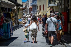 Καύσωνας στην Ευρώπη: 2.300 θάνατοι από αιτίες που σχετίζονται με τη ζέστη σε 10 ημέρες - 96 στην Αθήνα