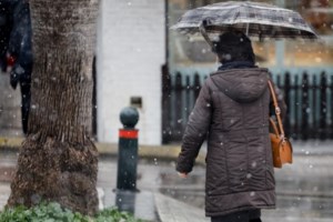 Καιρός: Χιόνια στην Αττική τα Χριστούγεννα "βλέπει" το Ευρωπαϊκό Κέντρο Προγνώσεων - Τι λένε οι Ελληνες μετεωρολόγοι - εικόνα 2