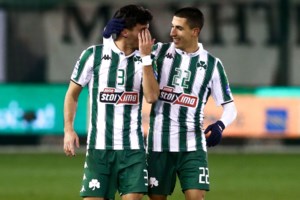 ΠΑΕ Ολυμπιακός: "Προσπαθούμε να εντοπίσουμε τον άνθρωπο που έριξε την κροτίδα - Δια βίου αποκλεισμός"