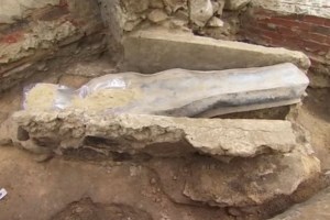 Εκπληκτικό: Οι αρχαιολόγοι ανακάλυψαν εκατοντάδες σαρκοφάγους και αγάλματα θεών στην Αίγυπτο - εικόνα 7