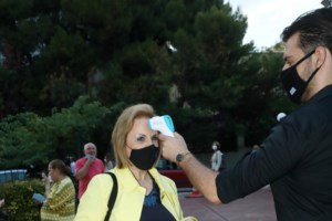 Παγώνη: "Είναι λίγες οι 5 ημέρες καραντίνας για τους υγειονομικούς που νοσούν" [Βίντεο]