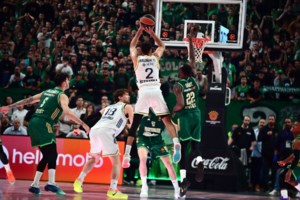 Ηρακλής - Ολυμπιακός: Το μυθικό πανό των οπαδών του "γηραιού" [εικόνα]