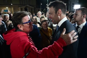 Σε μεζεδοπωλείο Κασσελάκης και Παπανώτας μετά τη... συμφιλίωση: Για φαγητό στη Λούτσα [βίντεο]