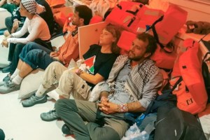 Κοινή ανακοίνωση ΠΑΣΟΚ, ΣΥΡΙΖΑ, ΝΕΑΡ και Πλεύσης Ελευθερίας για την επέμβαση των Ισραηλινών στο Global Sumud Flotilla