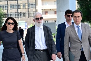 Δίκη Φιλιππίδη: Εξετάζεται διακοπή ή και αναβολή - Τα ηχητικά στο κινητό καταγγέλλουσας που θεωρούνται "κλειδιά" - εικόνα 2