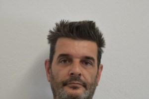 Άγριο οικογενειακό έγκλημα στο Μενίδι: Σκότωσε τον αδερφό του με μαχαίρι - Βρήκαν το πτώμα του στη μέση του δρόμου