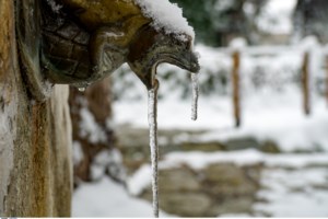 Κακοκαιρία Μήδεια: Κλειστά και αύριο όλα τα σχολεία στην Κ. Μακεδονία με απόφαση του περιφερειάρχη Απ. Τζιτζικώστα