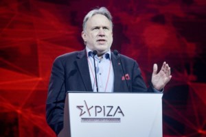 ΥΠΕΣ για Κατρούγκαλο: Σε ισχύ η υποψηφιότητά του - Οι πολίτες μπορούν να βάλουν σταυρό χωρίς να ακυρωθεί το ψηφοδέλτιο