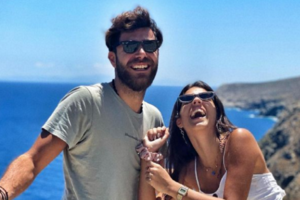 Η Άννα Μαρία Βέλλη όπως δεν την έχουμε ξαναδεί:  Μας λέει "καλό μήνα" με γυμνή φωτογραφία - εικόνα 2