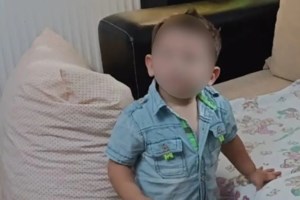 Εγκεφαλικά νεκρός ο τρίχρονος Άγγελος: Αλλάζει η κατηγορία για τη μητέρα και τον 44χρονο  - Δωρίζει τα όργανα η γιαγιά του