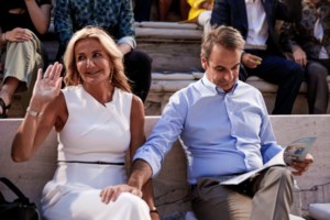 Μητσοτάκης με Co-CEO του Netflix: Θα χαρώ όταν θα έχουμε την πρώτη ελληνόγλωσση σειρά