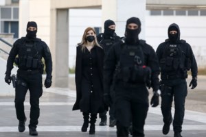 Πάτρα: Με το αποφυλακιστήριο στα χέρια η Πισπιρίγκου για τον θάνατο της Τζωρτζίνας - Γιατί δεν βγαίνει από τη φυλακή