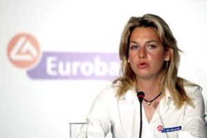 Φρικτή αποκάλυψη Κακλαμανάκη: Η αθλήτρια που είπε η Μπεκατώρου ότι κακοποιήθηκε σεξουαλικά, ήταν μόλις 11 ετών - εικόνα 7