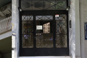 Θρίλερ στην Κυψέλη: Με σύφιλη η 15χρονη και ο αδελφός της - Έφοδος της ΕΛΑΣ και σε άλλο σπίτι που διέμεναν