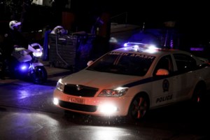 Ληστεία με πυροβολισμούς σε σούπερ μάρκετ στο Αιγάλεω