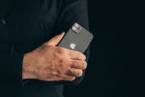 Apple: Αυτό είναι το νέο iPhone 14 - Πόσο θα κοστίζει, ποιες δυνατότητες θα έχει