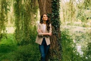 Η Κέιτ επέστρεψε στο Μπάκιγχαμ: Η πρώτη δημόσια εμφάνισή της μετά τη διάγνωση με καρκίνο [Οι πρώτες εικόνες - βίντεο] - εικόνα 4