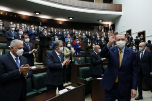 Προκαλεί πάλι ο Ακάρ και ζητά αποστρατικοποίηση των ελληνικών νησιών: Βλακώδη τα αιτήματα της Ελλάδας στην ΕΕ