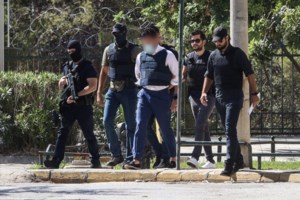 Μαρούσι: Βίντεο ντοκουμέντο - Η στιγμή που ο 23χρονος δέχεται τη μαχαιριά στην καρωτίδα - Παραμένει ασύλληπτος ο δράστης