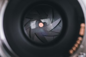 Χαλκιδική:  Λουκέτο στο ξενοδοχείο με την κρυφή κάμερα - Βρέθηκαν κάμερες σε όλα τα δωμάτια [βίντεο]