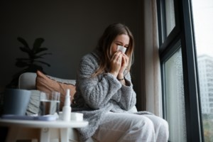 Αναμένεται έξαρση ιώσεων από τον Δεκέμβριο – "Το εμβόλιο δεν καλύπτει αρκετά το νέο στέλεχος της γρίπης"