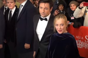 Ρόδος: Νεαρή γυναίκα κατήγγειλε ότι ο πεθερός της τη βίασε και τη βιντεοσκοπούσε