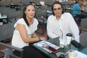 Το σπαρακτικό μήνυμα του Γιάννη Κότσιρα: "Να προσέχετε τα γεροντάκια σας. Πιστέψτε με. Θα σας λείπουν" - εικόνα 3