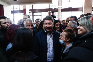 Μητσοτάκης από Πετρούπολη: Πολύ κρίσιμες οι πρώτες εκλογές - Θέλω καλύτερους μισθούς για όλες και για όλους - εικόνα 7