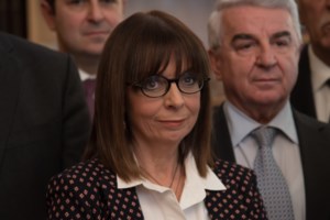 Ολοι με αντισηπτικά στην συνεδρίαση της Εκτελεστικής Επιτροπής του ΚΙΝΑΛ - εικόνα 4