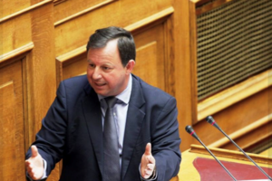 Αυτοί είναι οι βουλευτές - γιατροί που ρίχνονται στη μάχη κατά της πανδημίας - Από ΝΔ, ΣΥΡΙΖΑ, ΚΚΕ, Ελληνική Λύση