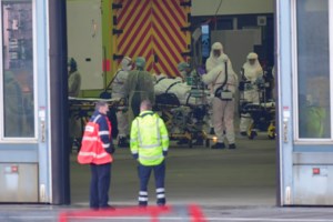 Συναγερμός στην Ολλανδία: Συνελήφθη ζευγάρι που απέδρασε από "ξενοδοχείο COVID"