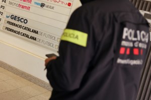 Κυκλώματα αναζητούν εργάτες γης ακόμα και στα… Ιμαλάια - Κρυμμένοι σε κυλίνδρους και πορτ μπαγκάζ για να φτάσουν στην Ελλάδα