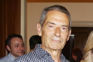 Ξέσπασε η Νανά Παλαιτσάκη: "Ο Δανίκας υποθάλπει πορνοαλήτες, σιχάθηκα - Κατάπτυστα τα όσα ακούμε" [βίντεο]