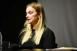 Η Λένα Δροσάκη για τον χωρισμό της: "Ένιωθα πως έπρεπε να απολογηθώ, τα πεσίματα των δημοσιογράφων ήταν πολύ δύσκολα" - εικόνα 3