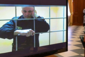 Αλεξέι Ναβάλνι: Ευχήθηκε στη σύζυγό του για τον Άγιο Βαλεντίνο από το κελί της φυλακής - "Σου μιλάω όλη την ώρα" - εικόνα 2